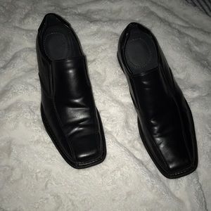Dexter dress shoes